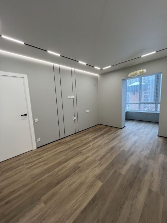 Продаж 2 кімнатної квартири з ремонтом - фото 1