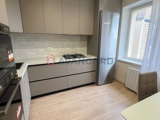 Продам 3х комнатную квартиру с капитальным ремонтом Днепр