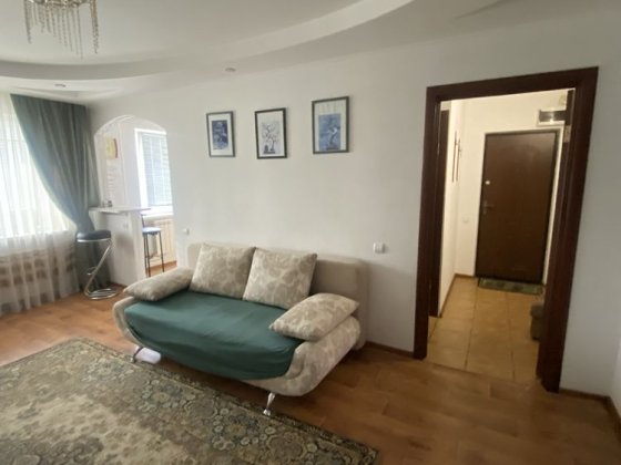 Квартира в будинку навпроти Глобала Житомир