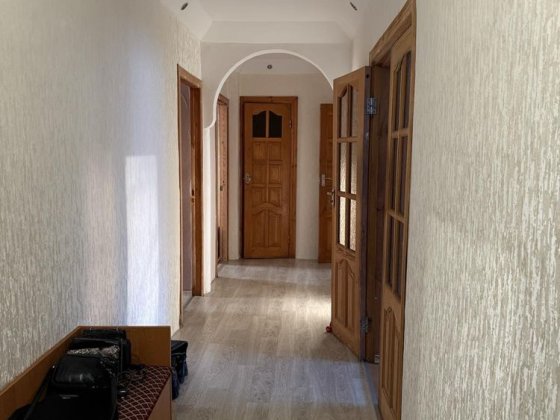 4 кімнатна /Грушевського/2 поверх/ СПЕЦКОШТИ! Житомир