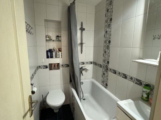 Продам квартиру с ремонтом, просп. Ивана Мазепы (низ)