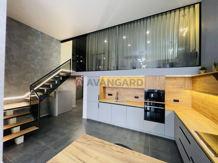 Ексклюзивний дворівневий пентхаус в центрі. All inclusive! - фото 1