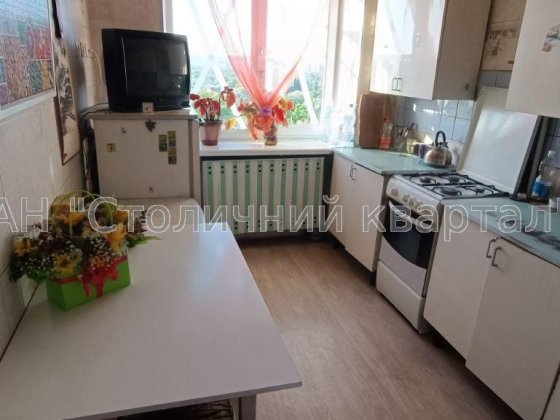 метро Берестейська Трикімнатна Артилерійський 5б Киев