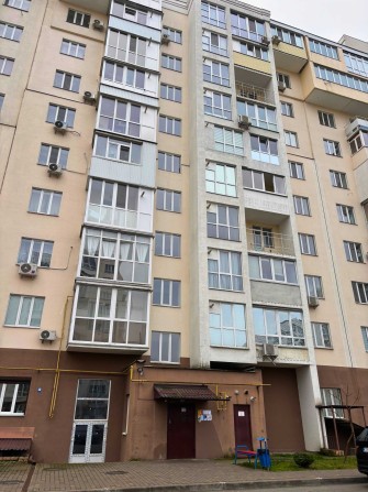 Трьохкімнатна квартира-студія, р-н Масани - фото 1