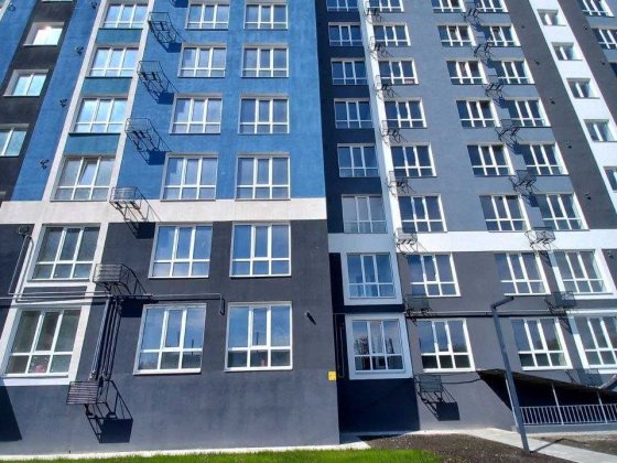 Продам квартиру в новобудові , автономне опалення , 2 поверхи Чернигов