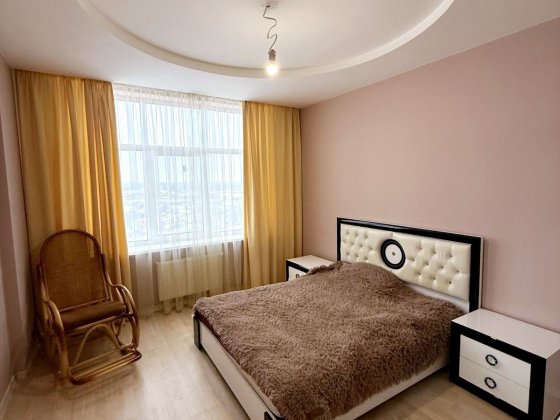 Пять Кутів 94м2 Продаж 2 кім квартири Чернигов