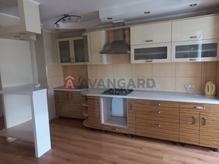 Квартира 100м2 з ремонтом на Казбеті - фото 1