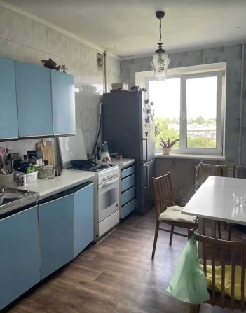 3 кім в ЦЕГЛІ висотка район СЛОБОЖАНСЬКОГО (ГАЗЕТИ ПРАВДА) (716463) - фото 1