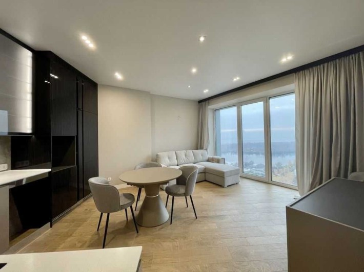 Продам 3.к. ЖК Бартоломео (ЭКСКЛЮЗИВ, КЛЮЧИ) - фото 1