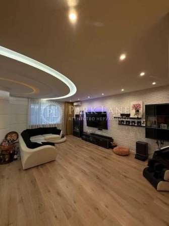 ПРОДАЖ квартири вул. Автозаводська, 29а - фото 1