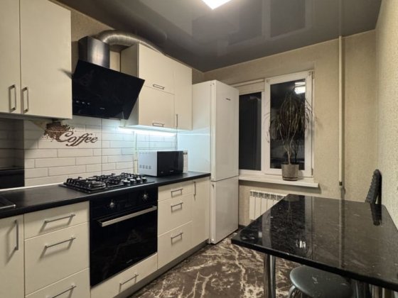 Продам 2-к квартиру на Донецком шоссе 144/ левый берег Дніпро