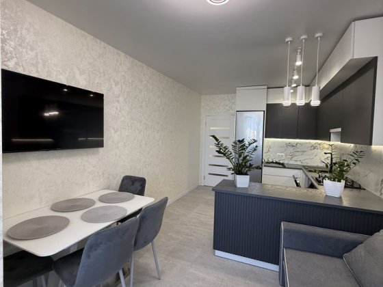 Продам стильну з сучасним ремонтом 3 х кімнатну квартиру на Академічно Вінниця