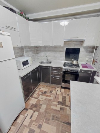 Прдається 3-кім квартира в Хортицкому р-ні.Ціна 30000уе. - фото 1