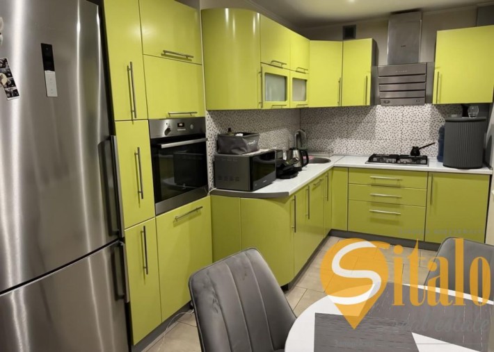 Продаж 3-х кімн. квартири по вул. Запорізька (019) - фото 1