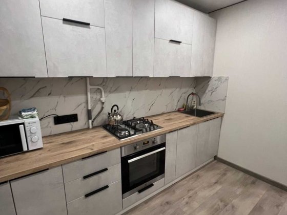 Продаж 2-кімнатної з ремонтом