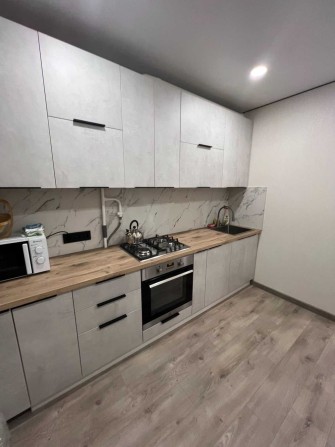 Продаж 2-кімнатної з ремонтом - фото 1