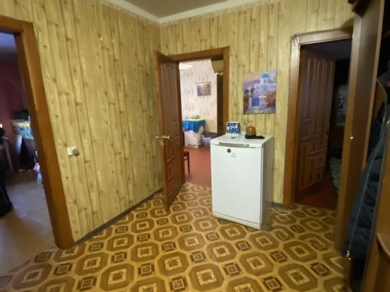 Квартира з квадратним холом, можна спецкошти