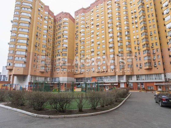 Продаж 3кімн. квартири 90м2 з ремонтом, Позняки Киев