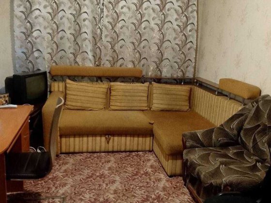 Продам 2-х комн.кв. ул. Комарова,д.3, р-н техникума,2/5 Запорожье