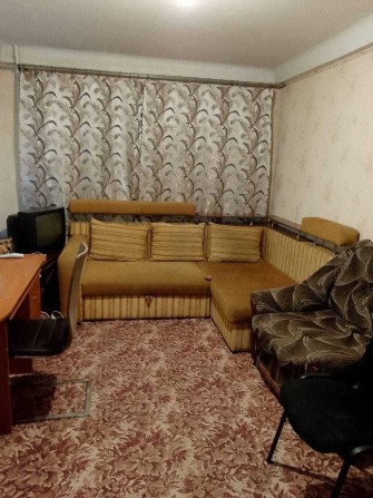 Продам 2-х комн.кв. ул. Комарова,д.3, р-н техникума,2/5 - фото 1