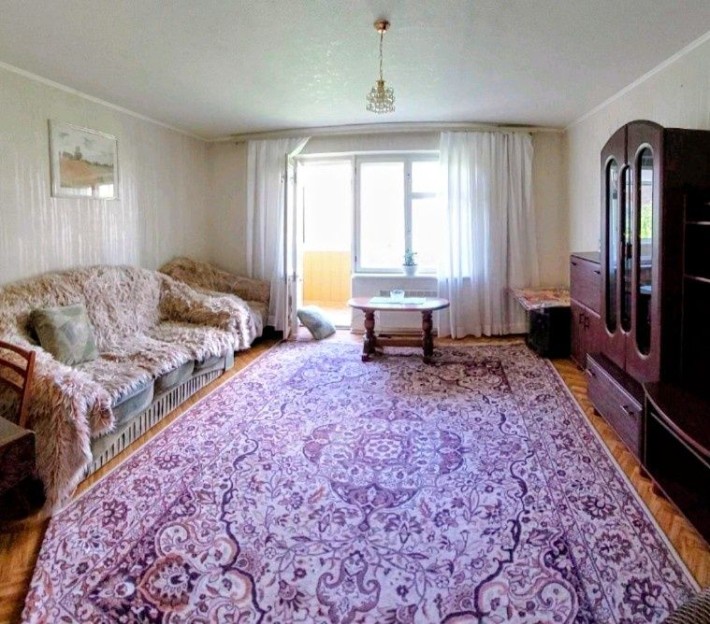 Продам трикімнатну квартиру... - фото 1