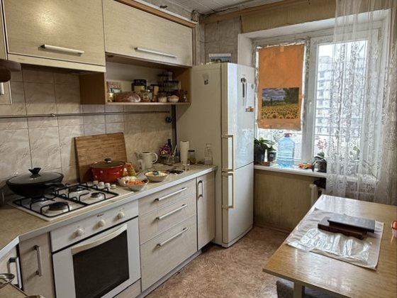 Продам 3 к.квартиру, Штурмовая, Правый берег Запорожье