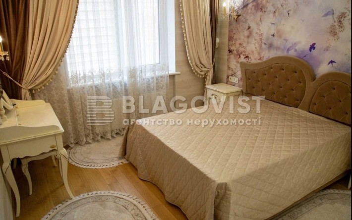 Продаж 3-к унікальної квартири 105м.кв. Печерськ пров.Лабораторний, 6 - фото 1