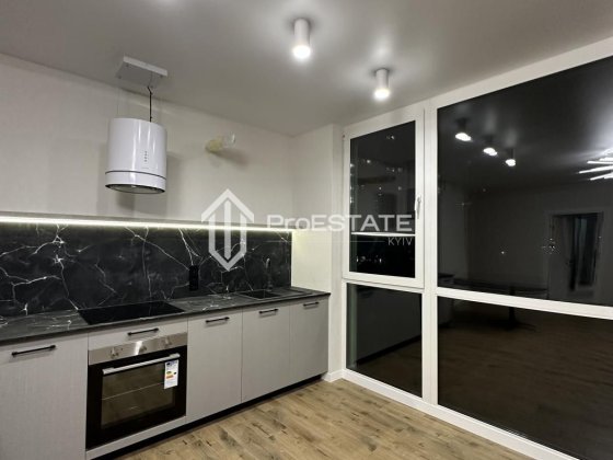 Продаж  ЖК Great  3к з ремонтом 99м2 Причальна Осокорки Киев