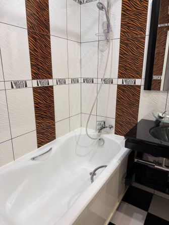 Продам 2кв. Нагорный район, ул. Полигонная, дом кирпичный. - фото 1