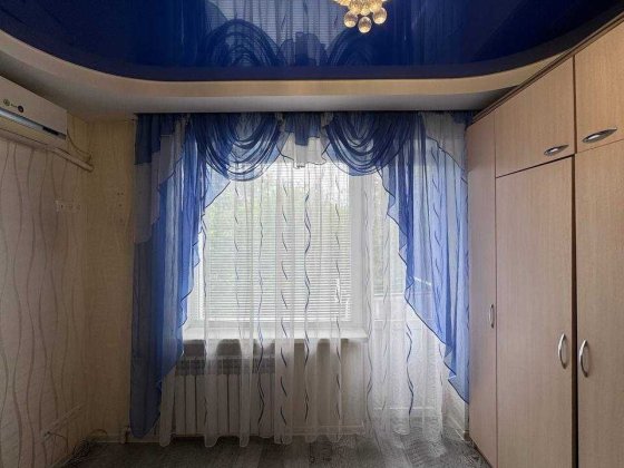 Продам квартиру на 12 квартале Днепр