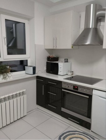 2 х комн 3 ий Шевсенковский / Евро ремонт 2021 год / + техн ка - фото 1