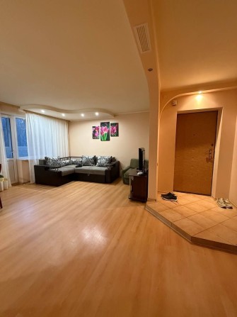 Продаж 3-х кімнатної квартири на другому поверсі - фото 1