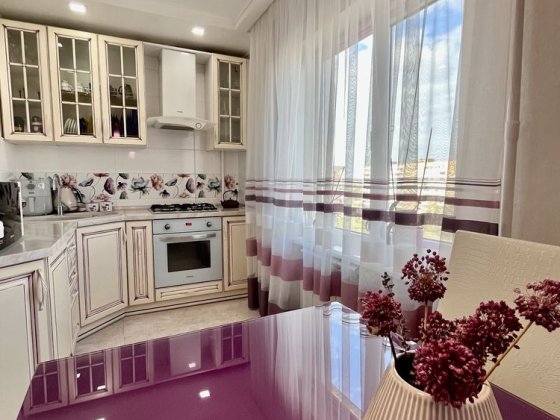 Пропонується сучасна  2- х кімнатна квартира на 3 Южний Ромакс Запоріжжя