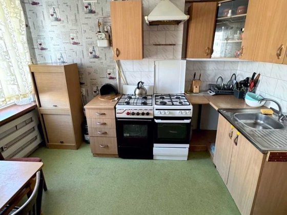 Продам 3-к квартиру  на Метростроевской, ж/м Парус Днепр