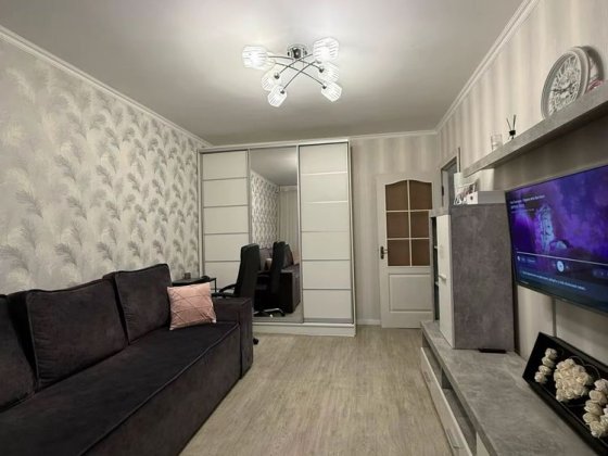 Продаж гарної 2к квартири р-н Промавтоматика.