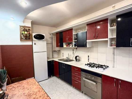 Вул.Ю.Коваленка ( колишня Конєва-Велмарт) Кропивницкий