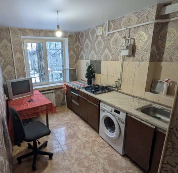 Продам 2 кімнатну квартиру на ж.м.Червоний Камінь   54 м2 - фото 1
