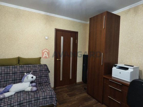 Продаємо 2-кімнатну квартиру по вул. Республіканській Запоріжжя