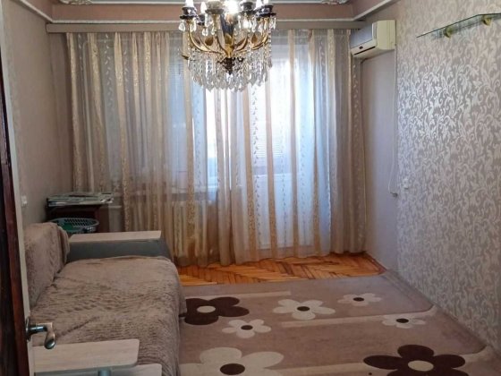 +Продам 3 ком.квартиру ул.Сытова 22000 гр. район Варуса Запорожье