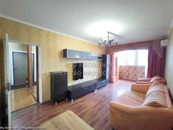 3к квартира Юрія Литвинського, 42/15 метро Харківська, Позняки 15-20хв Киев