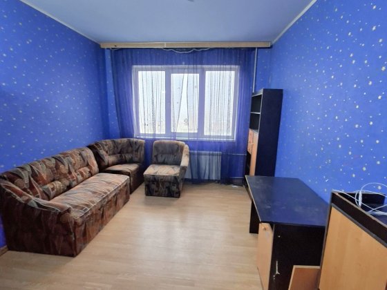 Продаж 3К . 70 м2  прт Червоної Калини  ( Маякоаського ) Киев