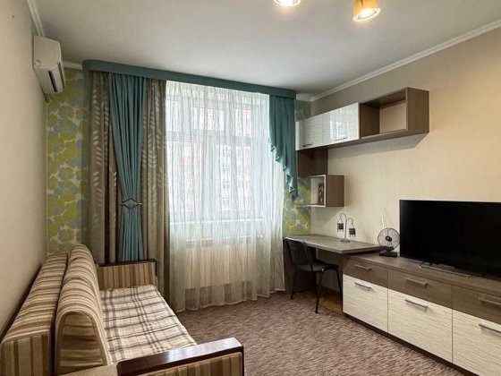 Продаж 1-к, 41 м2, вул. П. Калнишевського 7 (Майорова) Оболонський р-н Київ