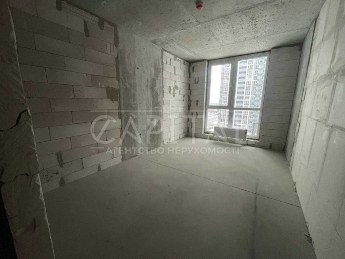 Продам квартиру (ЄВРО-ДВУШКА) ЖК "Лебединий" / ХАРКІВСЬКА / 10 ПОВЕРХ - фото 1