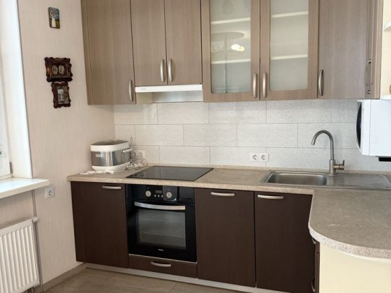 Продаж двухкімнатної квартири Соборності 30 Киев