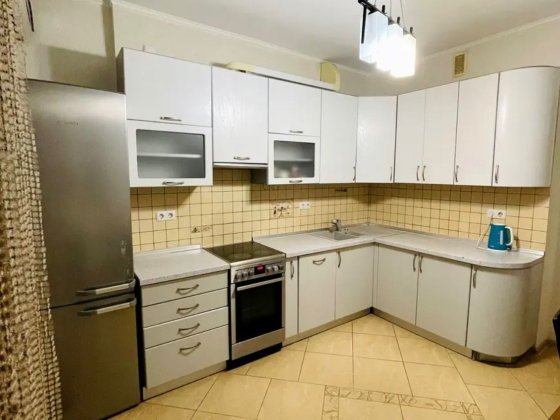 Продам 2к квартиру Калнишевського,7 Київ