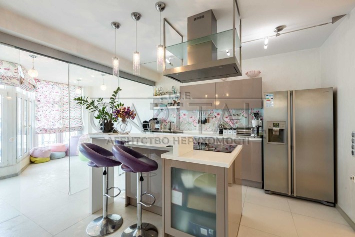 Продається видова квартира на Оболоні до метро 5 хв авторський ремонт - фото 1