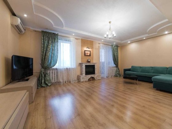 Продаж 3К квартири 110м кв. Позняки  Анни Ахматової 43 Без % Киев