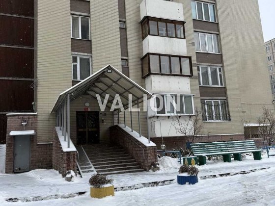 Продаж 3к квартири, Березняки, проспект Павла Тичини 10. Без % Киев