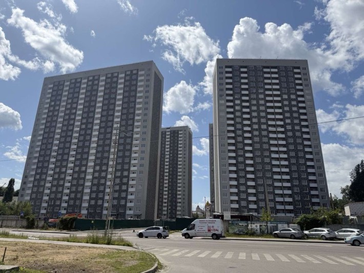 Простора 1 кімнатна квартира в ЖК Навігатор 2 - фото 1