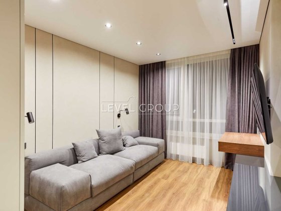 2 кімнатна  76 м.кв. ЖК Great  Дніпровська набережна 15 д Київ